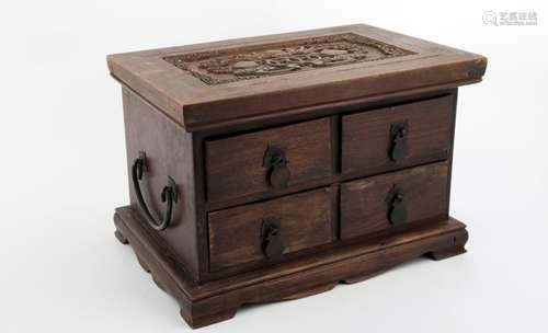 A HARDWOOD DRESSING BOX