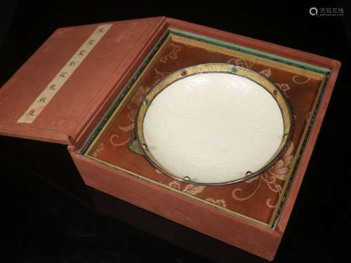 Chinese Ding Ware Porcelain Plate