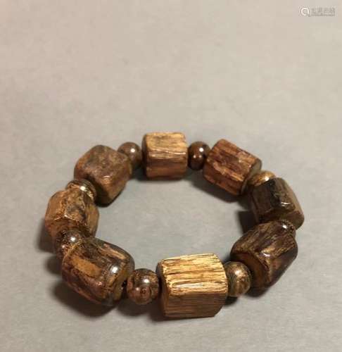 Chinese Chengxiang Wood Bracelet