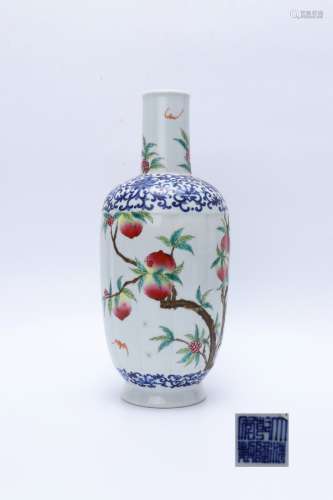 Qianlong Period Famille Rose Porcelain 