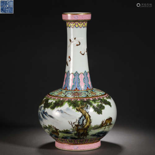 Qing dynasty famille rose welcoming pine bottle