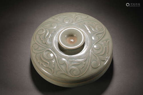 Song Dynasty Celadon Flower Box