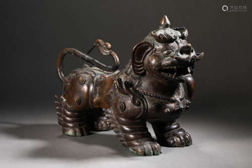 Qing Dynasty bronze lion ornaments