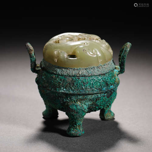 Han Dynasty Bronze Hetian Jade Aromatherapy Oven