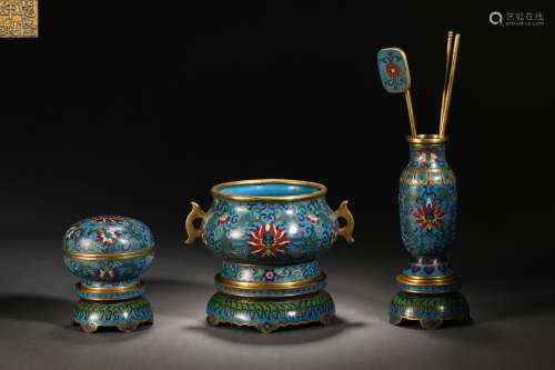 Qing Dynasty A set of cloisonne flower aromatherapy