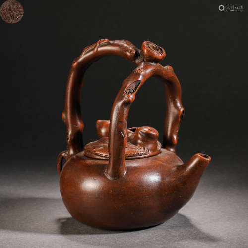 Qing Dynasty Peach-shaped Purple Clay Teapot