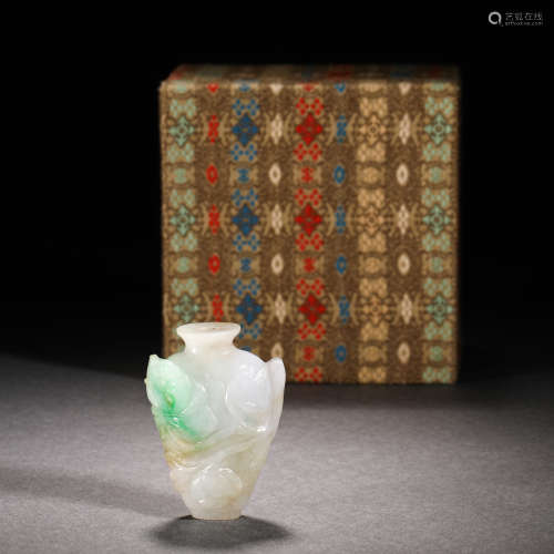 Qing Dynasty Emerald Snuff Bottle