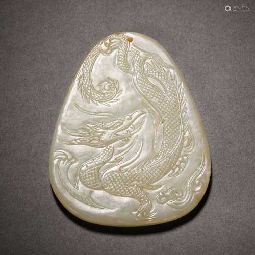 Qing Dynasty Hetian Jade Dragon Pattern Plate