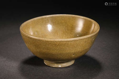 Song Dynasty official kiln big bowl