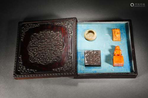 Qing Dynasty A set of Shoushan Tianhuang stone seals