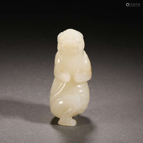 Qing Dynasty Hetian Jade and Jade Beast