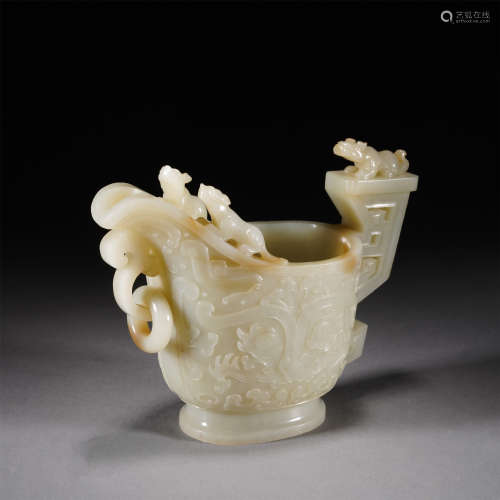 A WHITE JADE DRAGON CUP,QING