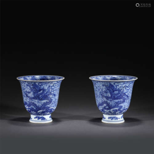 A PAIR OF BLUE AND WHITE PORCELAIN BOWLS,JIAJING