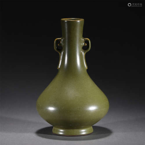 A TEA-DUST GLAZE PORCELAIN ,QIANLONG