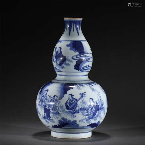 A BLUE AND WHITE PORCELAIN DOUBLE-GOURDS VASE,MING