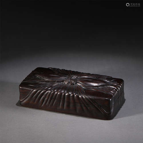 A HUANGHUALI LIDDED BOX