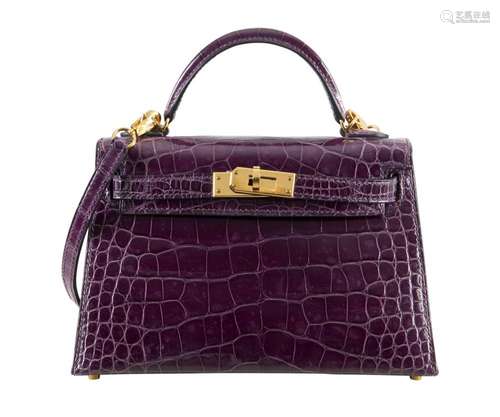 HERMÈS 2020 Sac Mini KELLY Sellier Alligator lisse Cassis (A...