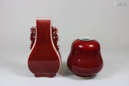 Ochsenblut Vase und Pinselbecher, China