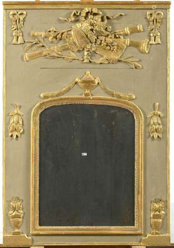 Trumeau rectangulaire Louis XVI en bois sculpté patiné gris ...
