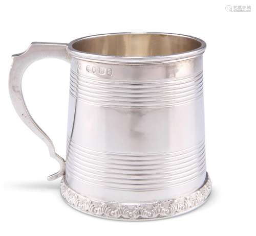 A GEORGE IV SILVER MUG, maker's mark indistinct, London...