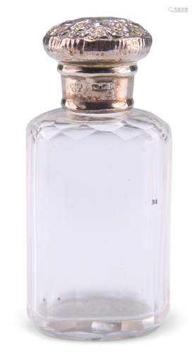 A GEORGE V SILVER-LIDDED SCENT BOTTLE, by L A Leins & So...