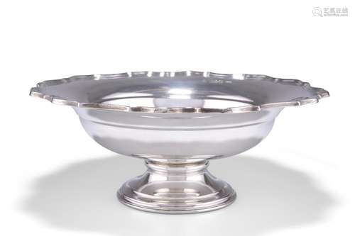 A GEORGE V SILVER PEDESTAL BOWL, by Reid & Sons, London ...