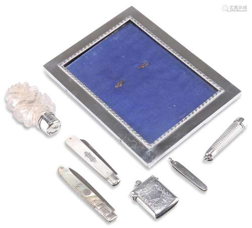 ASSORTED SILVER PIECES, GEORGIAN AND LATER, including A GEOR...