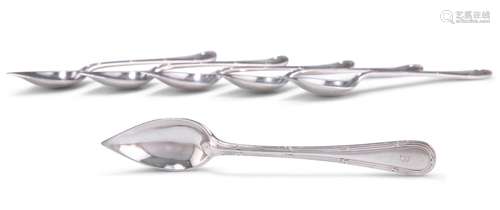 A SET OF SIX GEORGE V SILVER GRAPEFRUIT SPOONS, by William H...