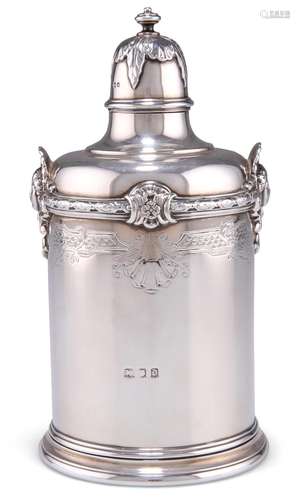 A GEORGE V SILVER SCENT, lacking maker's mark, London 1...