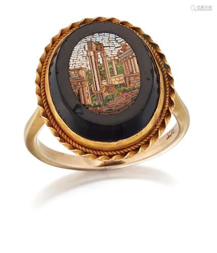 A 19TH CENTURY ITALIAN GRAND TOUR MICRO MOSAIC RING, oval fo...