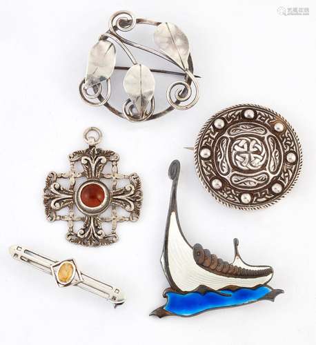 FOUR SILVER BROOCHES, including ALBERT SCHARNING - A NORWEGI...