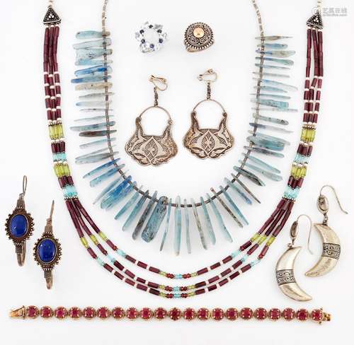 A GROUP OF JEWELLERY, including A KYANITE FRINGE NECKLACE, 4...