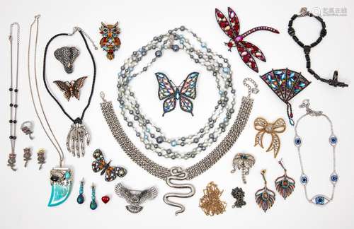 BUTLER & WILSON - A QUANTITY OF COSTUME JEWELLERY, inclu...