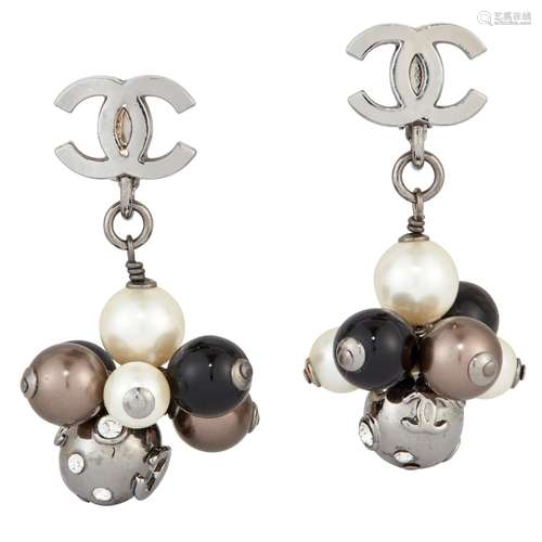 CHANEL - AN AUTUMN 2004 PAIR OF SIMULATED PEARL CLIP EARRING...