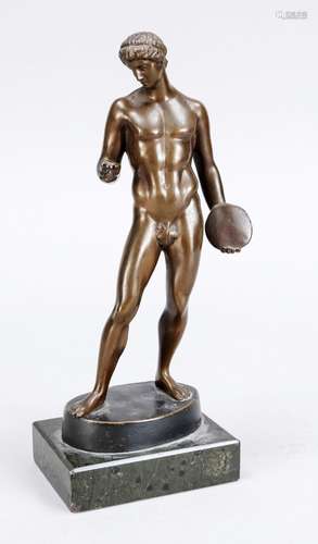 Discus thrower after antique m