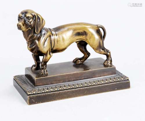 Small sculpture of a dachshund