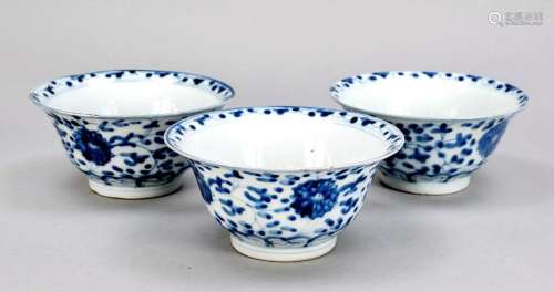 3 rice bowls, China, 18th cent