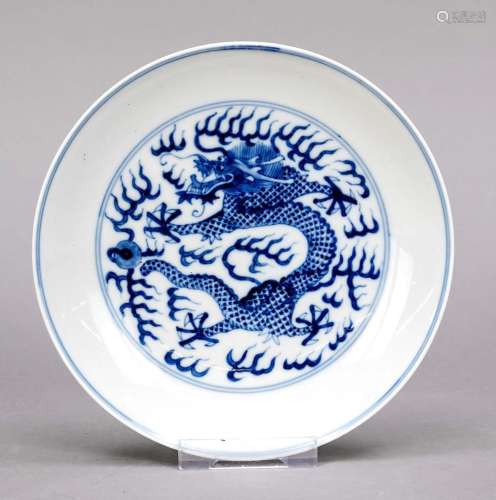 Small dragon plate, China, 20t