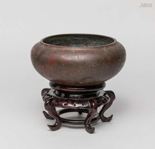 Collectible Chinese Bronze Censer w/ Stand