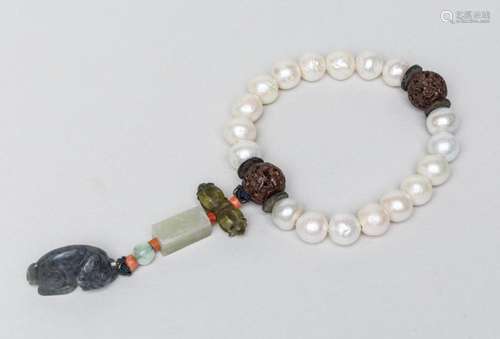 Chinese Manchu Sea Pearl Prayer Beads