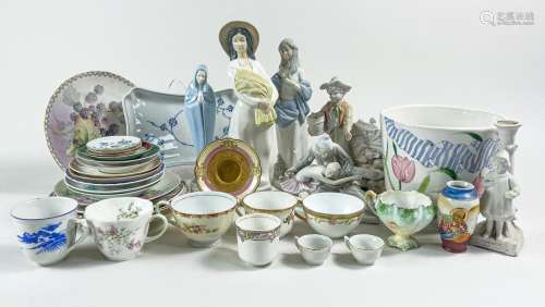 Group Collectible Vintage Porcelains