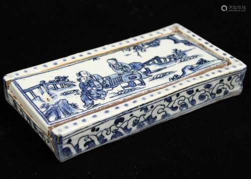 EARLY B/W ORIENTAL PORCELAIN DIVIDED DISH