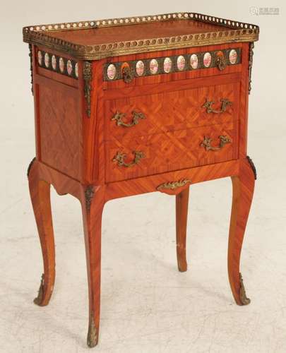 LOUIS XV STYLE PETITE BEDSIDE COMMODE