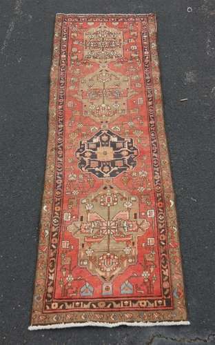 ORIENTAL RUG 2'9" X 10'1" SARAB