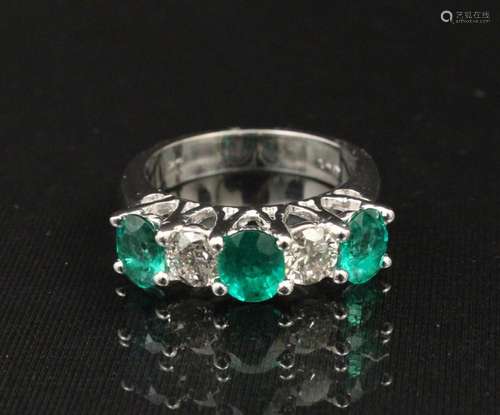 14K GOLD EMERALD AND DIAMOND RING