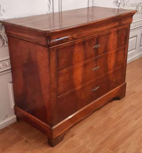 19TH C. FRENCH LOUIS PHILIPPE WALNUT COMMODE