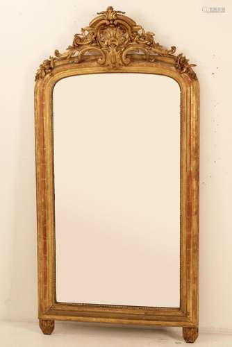 LOUIS XV STYLE CARVED GILTWOOD MIRROR, 19TH C.