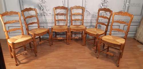 SET OF 6 PROVINCIAL LOUIS XV STYLE WALNUT CHAIRS