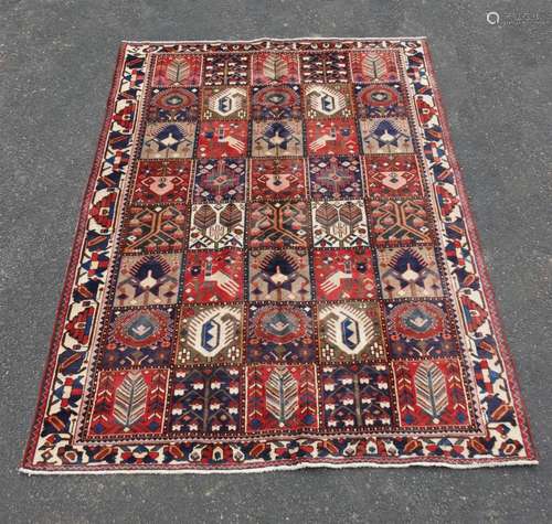 ORIENTAL RUG 6'6" X 9'8" BAKHTIARI