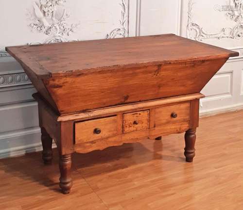 PRIMITIVE FRENCH FRUITWOOD PETRIN, 19TH C.